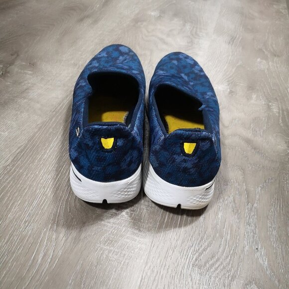 Skechers Go Walk 4 Ladies Size 10 Blue with White Sole Slip On Sneakers - Picture 5 of 8